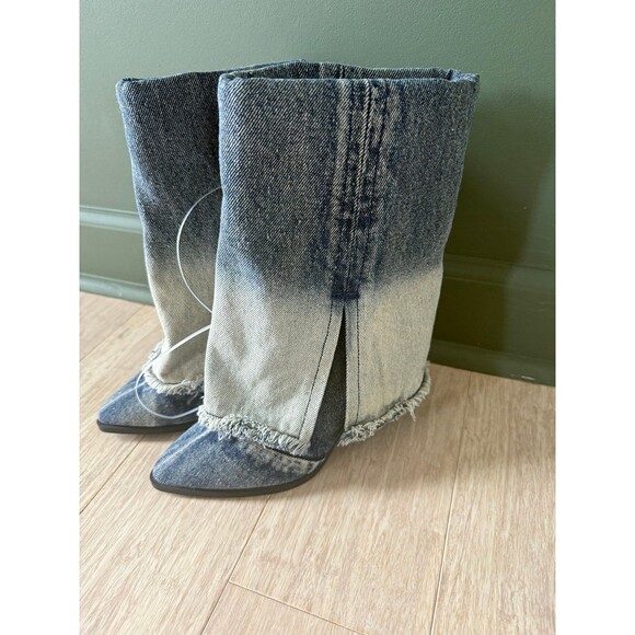 NWT Wild Fable Calista Denim Foldover Booties.  Size 6. - Picture 2 of 5